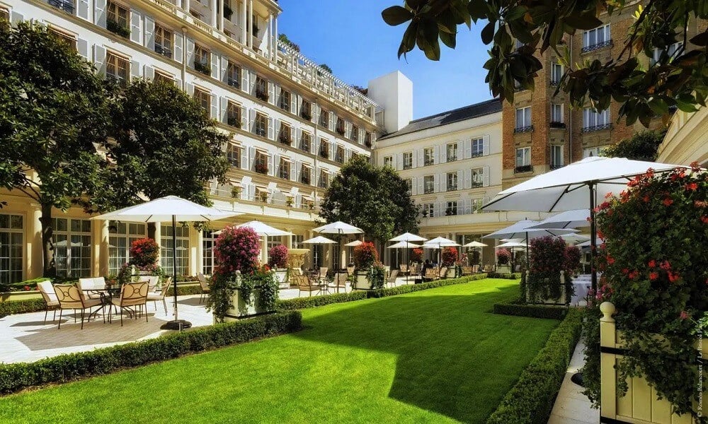 le-bristol-paris-nouveau-jardin-1395-0